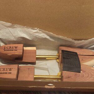 ROCHESTER - AROMATIC CEDAR SHOE TREES  /  J - CREW
